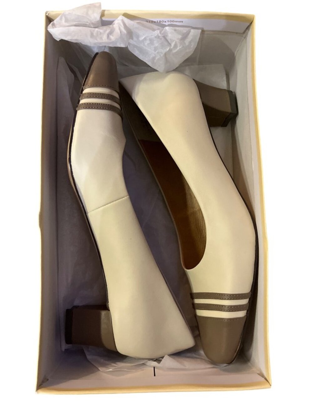 Vintage Auditions Two Tone Leather Pumps 12 SS Narrow Used - Picture 15 of 15